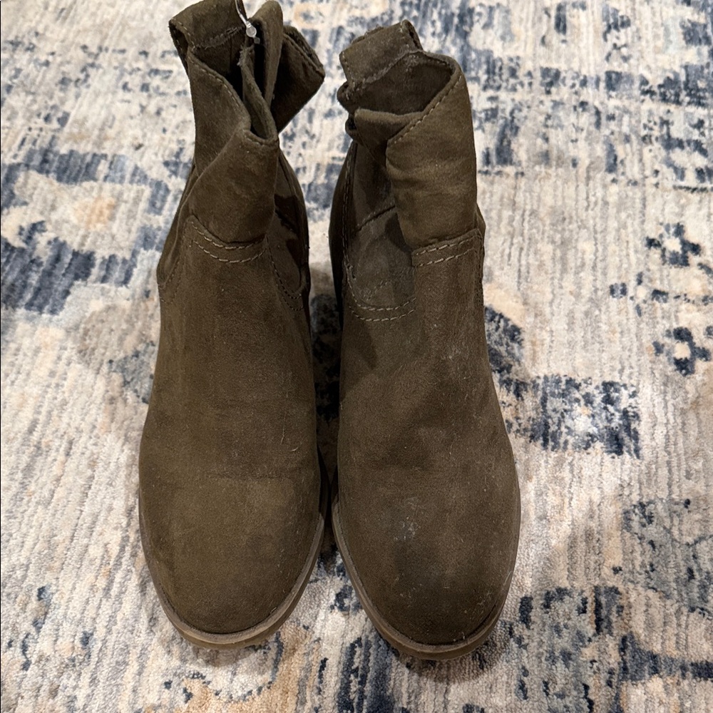 Merona Women's Ankle Boots - Olive